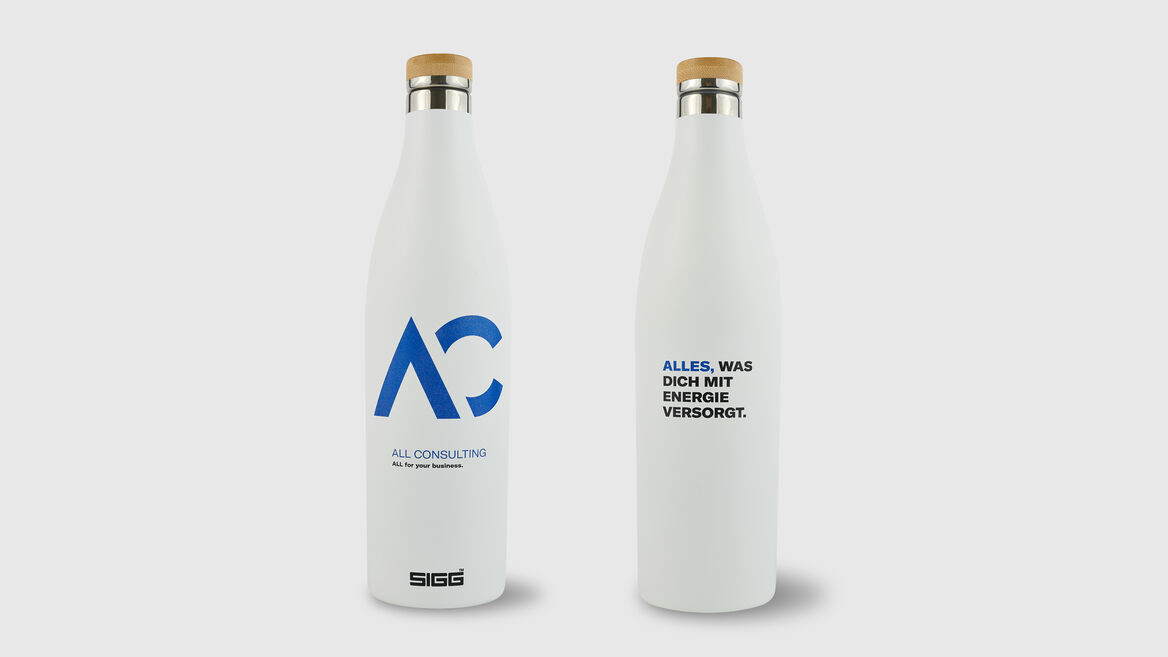 « ALL Consulting – neuer Markenauftritt auf Trinkflaschen»