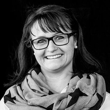 Katharina Uhl Katharina Uhl